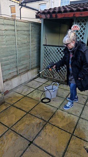 ✨ Give the gift of a showroom shine with Aqua Jet Pro Cordless, the POWERFUL handheld pressure washer that delivers professional results – NO TAPS REQUIRED! 🚱 💧Draws water from ANY source with self-syphoning technology 🫧Soap & detergent dispenser ✅Compact, cordless, lightweight & portable 🔋Rechargeable with long battery life 💼Deluxe protective carry case included 🇬🇧 Family-run UK business 🚚Delivery within TWO days – or it’s FREE! 💯 100-day ‘no-quibble’ money-back guarantee ⭐Rated EXCELL