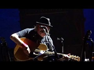 Neil Young - Out On The Weekend (live) 7/12/2018 Wang Theatre, Boston, MA
