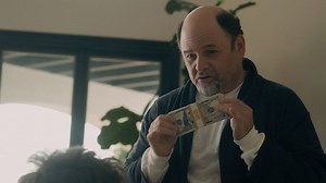 Jason Alexander To Star in STEALING PULP FICTION a Comedy About Stealing Tarantino's 35mm Print of PULP FICTION — GeekTyrant