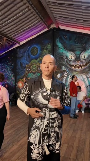 4.1K views · 3.1K reactions | Bailando te explico el movimiento  #Ritmo #Música #Movimiento #BailaConmigo | The LATIN HOUSE dance estudio | Facebook