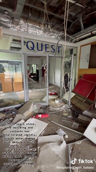 Exploring British Airways' Abandoned Flight Training Facility