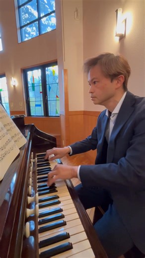 バッハの平均律クラヴィーア曲集第1巻第13番プレリュードとフーガ、今日の主日礼拝の前奏と後奏で各々弾きました。 J. S. Bach, The Well-Tempered Clavier, Book 1: Prelude & Fugue No. 13 in F-Sharp Major, BWV858 Played as the prelude and postlude for the Sunday service, today. Instrument: Reed Organ – Yamaha Model 5 Location: Hayama Presbyterian Church, Japan Date: January 11, 2026 | Sho Oh