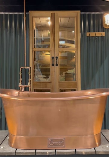 A shepherd’s hut like no other🫧 We worked closely with wonderful clients in the Surrey Hills to build a bespoke shepherd’s hut retreat inspired by the charm of luxury safari lodges. With a stunning outdoor copper bath, reclaimed wood cladding and vintage-inspired fittings, their shepherd’s hut beautifully shows what happens when creativity and craftsmanship come together. #plankbridge #shepherdshut #cabin #shepherdshuts #cabindesign