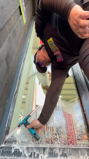 Commercial Window Cleaning | activemitch