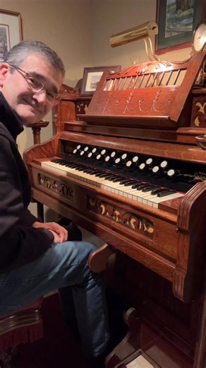 A Harp Aeoline demonstration on a reed organ/pump organ. | Rodney Jantzi - Reed Organs