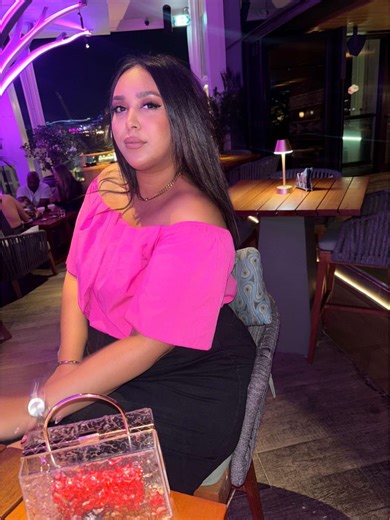 Exploring Lunch in Dubai: A Vlog Experience