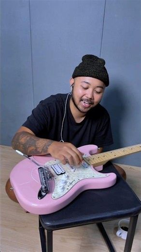 How to play electric guitar using a headset/headphones/earphones