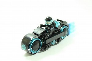 LEGO Ideas Announces That The Tron Legacy Light Cycle Is Approved!