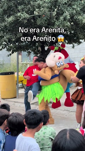 Arenita o Arenito: El baile en el antro y los memes de Olimpica Estéreo