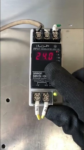 通電確認済み オムロン OMROM S8VS-06024A スイッチング・パワーサプライ power supply 直流安定化電源 DC24V DC電源