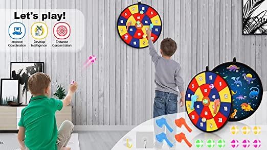 How the dart board work?