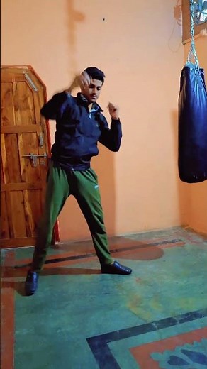 How to Learn the Overhead Punch | Boxing Technique Training 🥊