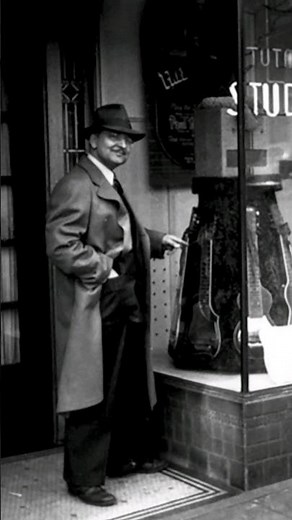 The first bass guitar ever made