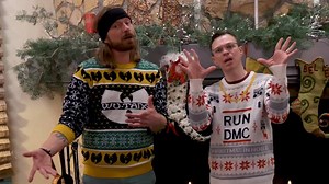 🎶 Finally it's Christmas Time! 🎶 [Via DAD] | theCHIVE