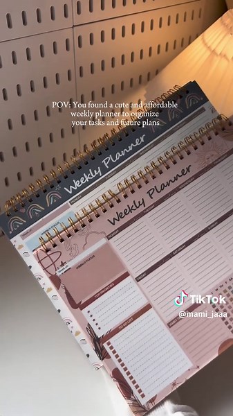 Discover the Perfect Weekly Planner for Task Organization
