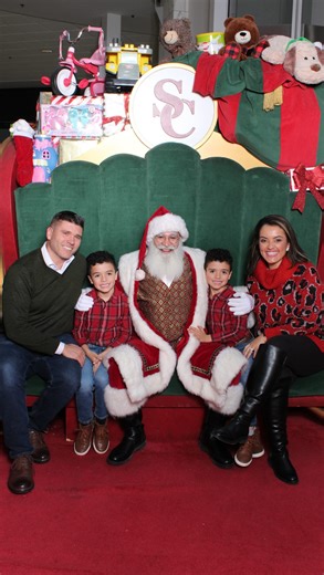 We saw the big guy in the red suit today! 🎅🏼 Gabe and Noah told Santa their lists and whew… poor Santa had to pull out his notepad 📝🤣 The boys were listing toys/ games like it was their full-time job, and Santa kept nodding like “yup… mhmm… okay…” Meanwhile me and Jorge are standing there like 👀😅 hoping Santa understands budgets too. 😂 Pure Christmas chaos, lots of laughs, and all the holiday cheer ❤️🎄✨#lifewithloola #lifewithlovlogs #momofboys #christmasspirit #santaclaus | LoRuama Prie