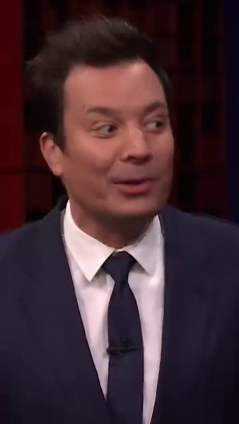 #JessicaAlba & Jimmy face off against #MarlonWayans & #BlackThought in our new game Reverse Charades, where each player tries to tell their partner how to act out the clue! #FallonTonight #ReverseCharades | The Tonight Show Starring Jimmy Fallon