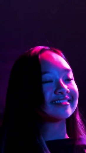 Nicole Laeno Learns How to Code LED lights into a dance routine! 💃🏽