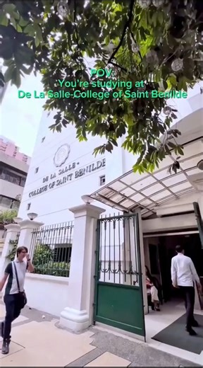 You chose to study in Benilde so your school day looks like this. From art studios to other creative spaces that spark imagination, this is where you can create like no other. Animo Benilde! Learn more about our programs at https://www.benilde.edu.ph/ | De La Salle-College of Saint Benilde