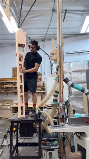 682K views · 3 comments | Overhead boom arm! Finally - No more dragging my hose on the floor  A shop improvement I’ve been meaning to do for a while now! This will definitely improve my workflow efficiency! And that makes me happy! #88designwoodworks #woodworking #woodshop #bespoke #fittedfurniture #festool #millwork #boomarm #cabinetry #handmadefurniture | 88 Design Woodworks | Facebook