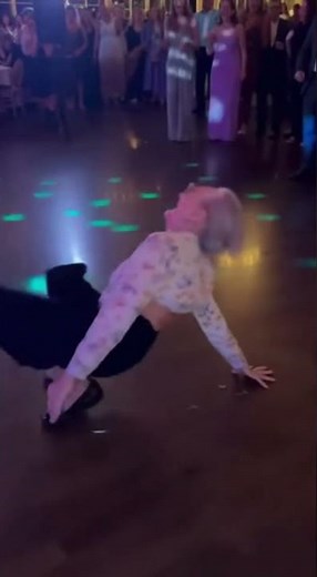 87-Year-Old Grandma Still Got the Moves 💃👵✨ Pure Joy! #viralshorts #funny