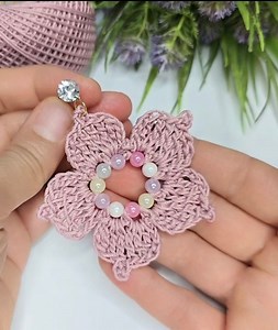 63K views · 1K reactions | 10 Beads to make beautiful and easy crochet earrings, beautiful gift for your friends 殺❤️ #Angel_crochet_the_best #crochet #explore #tutorial #earrings | Angel crochet | Facebook