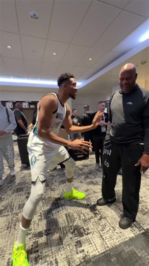 Giannis messes with Dylan Harper… And Ron Harper Sr. steps in 😂 Tune in for the 2026 NBA All-Star Game THIS Sunday, February 15th at 5:00pm/et on NBC & Peacock 🌟 | NBA