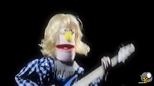 موزیک ویدیو cockroach king از گروه Haken