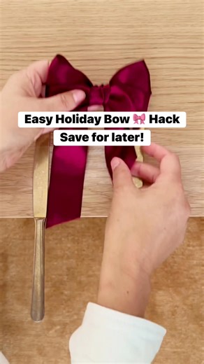 Save this bow hack for later! Super easy! Use for the holidays or really anything else that needs a bow! #bowhack #bowmaking #easybow #bows | Bestie McHill