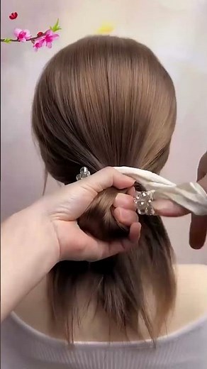 🌸 Elegant Low Bun Hairstyle with Bow Accessory | Simple & Classy Hair Tutorial 💎