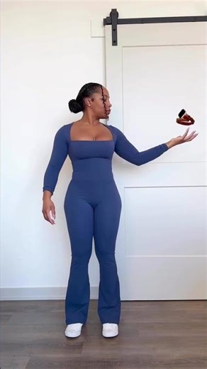 Anyone else match watch bands to their outfits? Have you guys seen these Apple Watch bands?