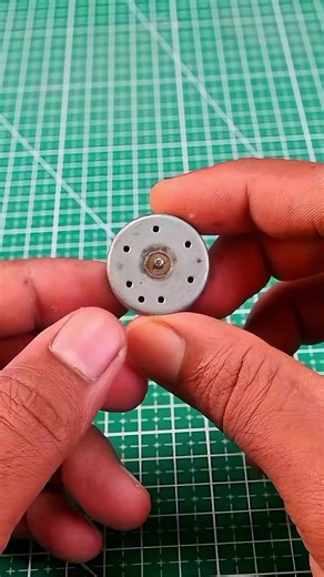 How to Make Simple DC Motor Projects Amazing DC Motor Project #dcmotor #electricity #experiment #diyproject #Science