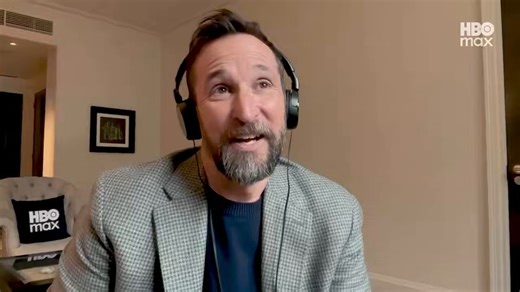 Notice how he’s not making direct contact at all and keeps looking away? ☠️