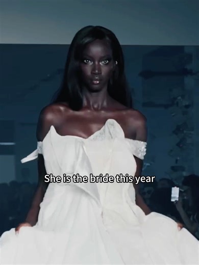 Runaway Bride vs Crying Bride#anokyai #supermodel #runway #fashion