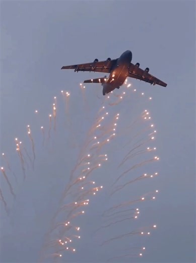 Heavy transport aircraft ✈️