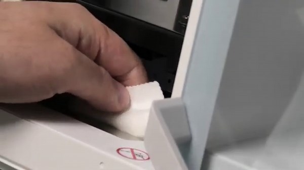 DWX-53DC Cleaning Milling Area