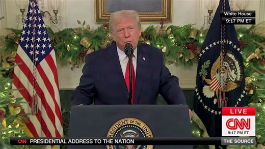 Trump ends crazed speech by angrily shouting 'Merry Christmas'