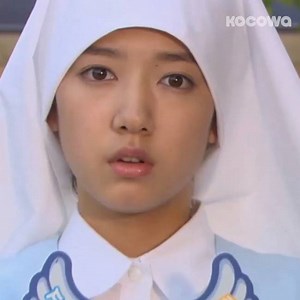 TOTALLY STARSTRUCK 😍 #YouAreBeautiful #미남이시네요 Watch all episodes for FREE on KOCOWA! | KOCOWA