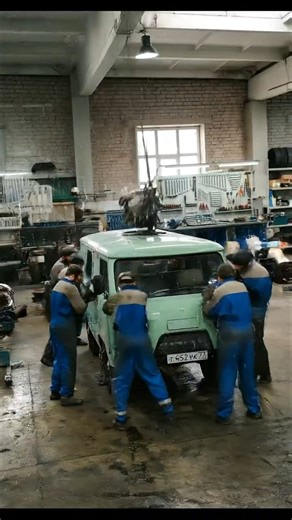 Soviet Zombie Van ☣️🚐 UAZ 452 van Bukhanka #cartuning #postapocalyptic #madmax #zombiecar