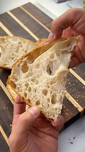 #pane semplice e veloce senza troppe menate. #alessandroscuderi #amore #focaccia #bread #love Ricetta:Biga : 1kg farina tipo 1 forte , 600g acqua temperatura ambiente, 10g lievito fresco, una volta fatta lasciare a temperatura ambiente mezz’ora dopodiché mettere in frigo per 16h.Rinfresco: biga , 100g fermenti lattici vivi @il_granaio_delle_idee , 50g aceto, 100g acqua fredda, 30g sale, 20g lievito fresco. | Alessandro Scuderi