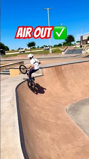 The Mongoose L20 Drop in and Air Out test at the Skatepark! #bmx #skatepark
