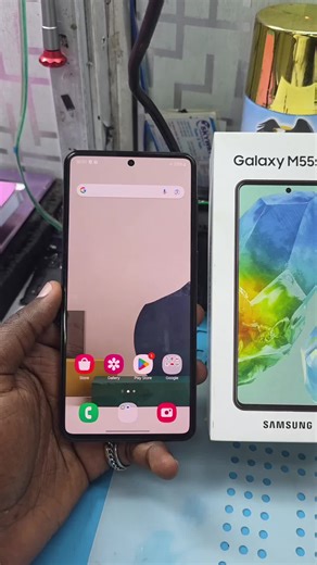 Samsung S22 Features and Review