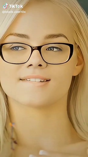 Elsa jean hot story🥵🥵short video with black.com#elsajeans10x