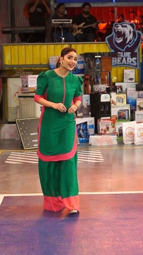 10K views · 141 reactions | @sabooraly @sheheryarmunawar @entexpresstv #portfolio #portate #fashionPhotography #fashion #bestfashionphotography #Photography #vintage #vintagefilms #anoushayabbasiofficial #karachi #bolnews #pakistan #iqra #khelkayjeet #yatomarawalagameshowha #SheheryarMunawar #gameshow #jeetopakistanleague2022 #model #khelkayjeet | HNMujahid Films | Facebook