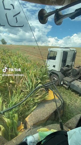 #fr500 #krone #claas #newholland #silagens #agrobrasil #ramtchuuuu