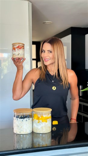 Estefania Gomez Actriz on Instagram: "Qué sabor lepondrìas a tu avena? #saludable #amorpropio #enfoque #comidasaludable #desayuno #recetassaludables #recetas"