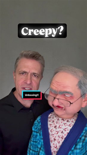 See one of the most famous puppets of all time! #ventriloquist #unboxing #unboxingvideo #puppets #puppetsoftiktok