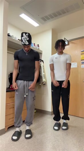 Discover Classic Old TikTok Dance Moves