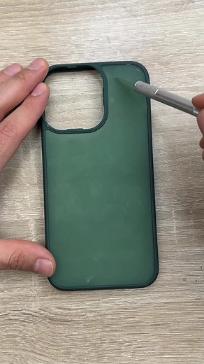Create a Textured and Decorated Phone Case