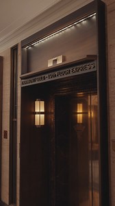 Discover a distinguished address for the discerning professional. Situated in the heart of Toronto, Fairmont Royal York offers seamless connectivity to Union Station, UP Express, Toronto’s Path, and easy access to both Billy Bishop and YYZ airports. Just minutes from the Metro Toronto Convention Centre and the Financial District, it’s your perfect base to stay connected, productive, and in the center of it all. Visit https://bit.ly/3DaxN6s for more information! | Fairmont Royal York